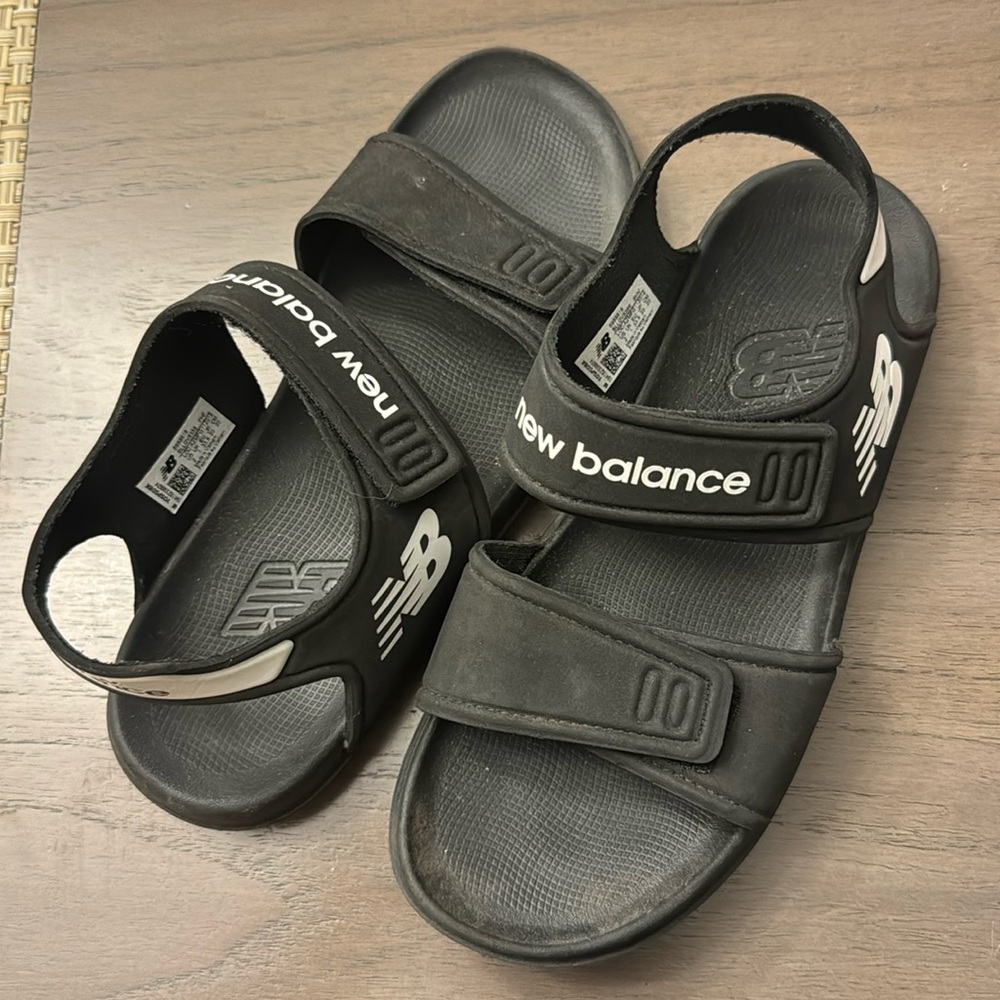 New Balance sandal big kid